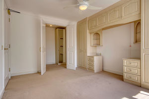 Bedroom- click for photo gallery